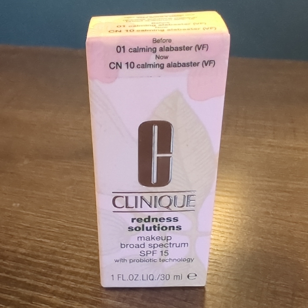 Clinique Redness Solutions Makeup Broad Spectrum SPF 15
